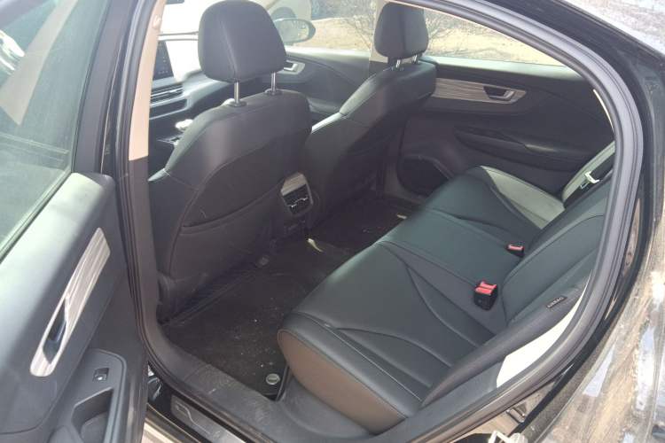 Used Hongqi E-QM5 2023 620km PLUS Left Rear Seat