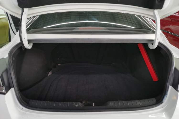 Used Hyundai Elantra 2021 1.5L CVT GLX Elite Edition
