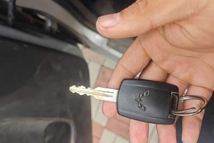 Used Wuling Rongguang V 2016 1.2L Practical Model Non-Power-Assisted
