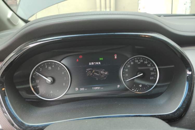 Used Buick GL8 2021 Land Cruiser Executive Class 652T Comfort Model
