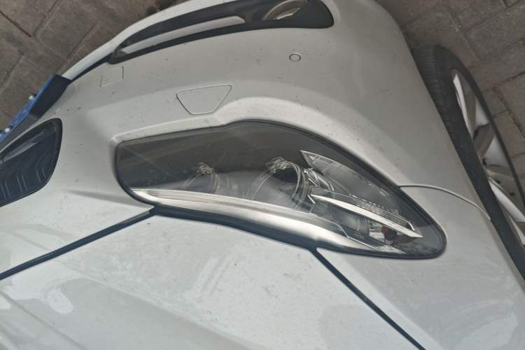 Used BMW 5 Series 2014 535Li Leading Model
