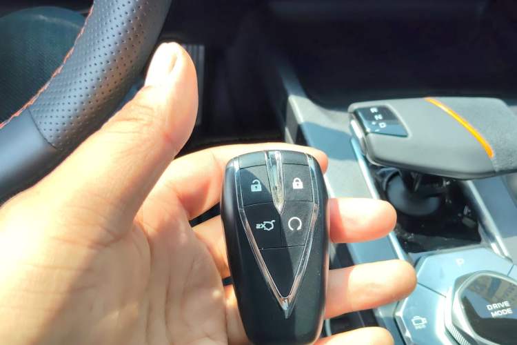 Used CHANGAN UNI-V 2022 1.5T Sport Edition Vehicle Key