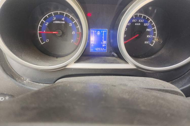 Used CHANGAN KAICHENG Ounuo S 2012 1.3L Elite Version Odometer Close Up