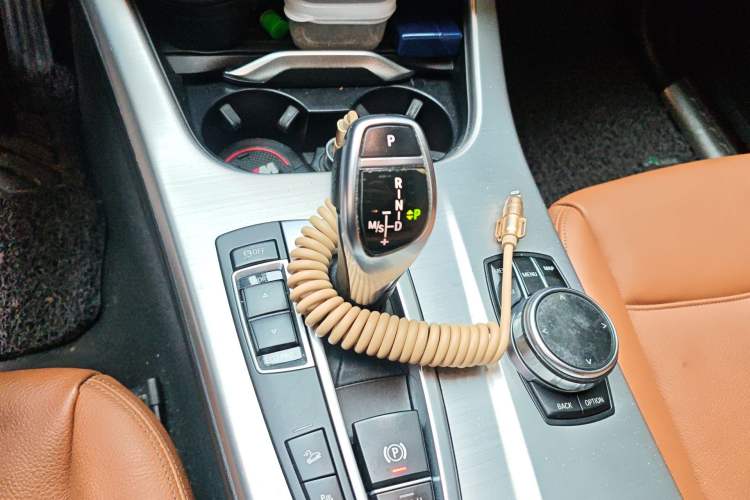 Used BMW X4 2014 xDrive28i Leading Model Gear Lever