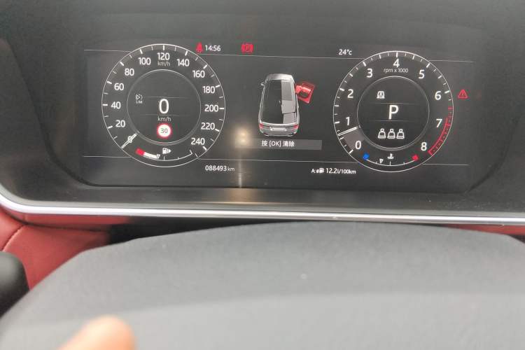 Used Land Rover Range Sport 2021 3.0 L6 YAO Black Edition Odometer Close Up