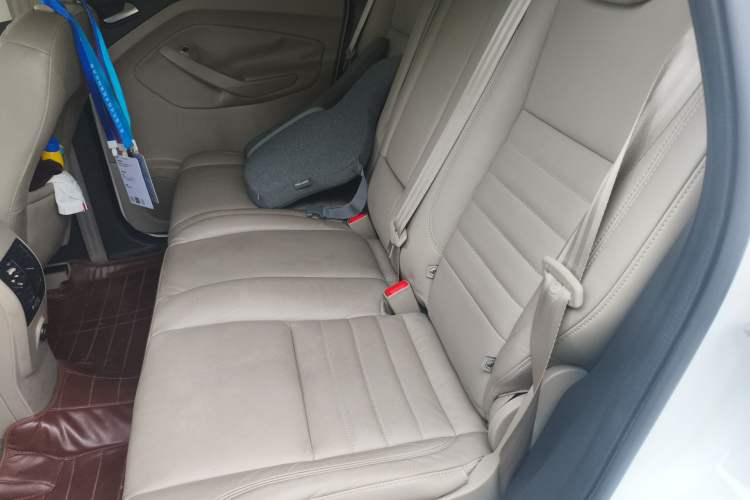 Used Ford Kuga 2013 2.0L GTDi Four-Wheel-Drive Elite Model
