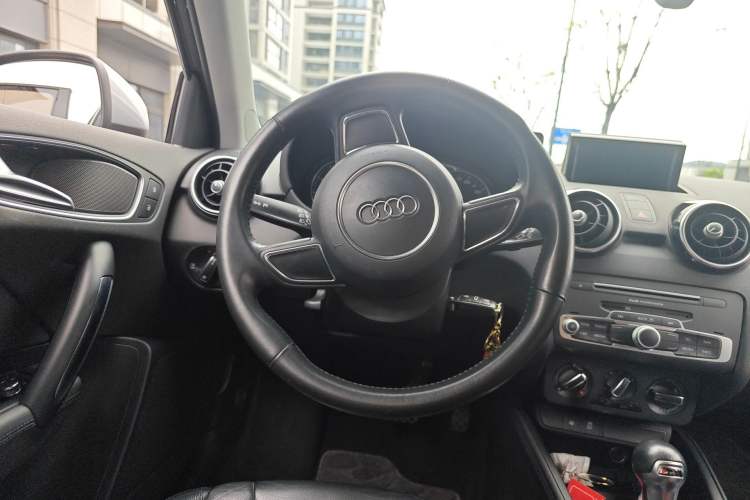 Used Audi A1 2016 30 TFSI Sportback Design Fashion Edition