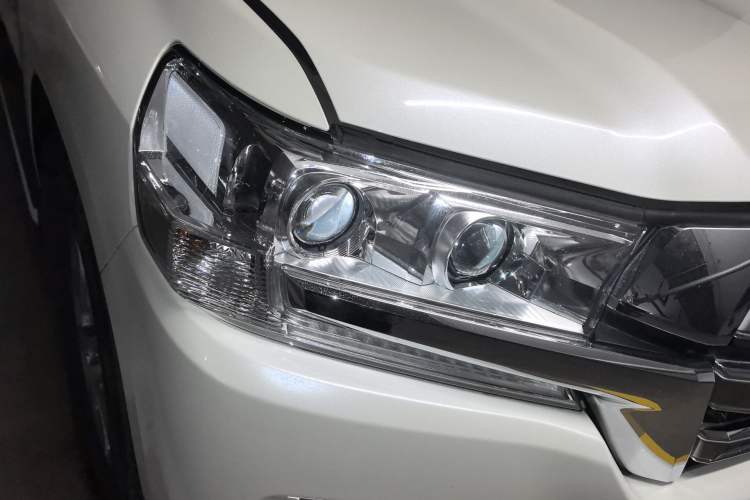 Used Toyota Land Cruiser 
