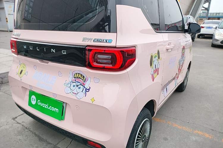 Used Wuling Hongguang MINIEV 2022 Macaron Fashion Model Lithium Iron Phosphate
