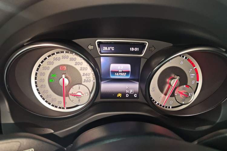 Used Mercedes-Benz GLA 2016 GLA 200 Fashion Model Instrument Cluster