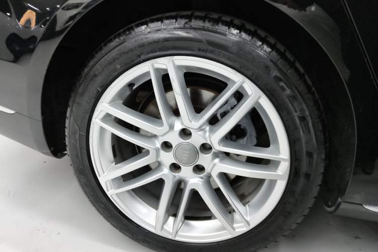 Used Audi A8 2017 A8L 45 TFSI quattro Comfort model
