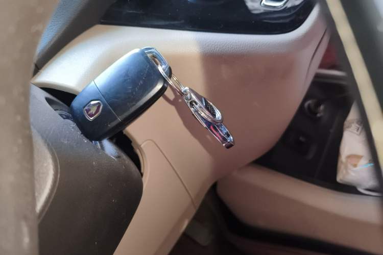 Used Jinbei 750 2016 1.5L Luxury Model