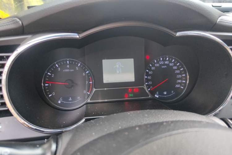Used Kia K5 2014 2.0L Automatic LUXURY Instrument Cluster
