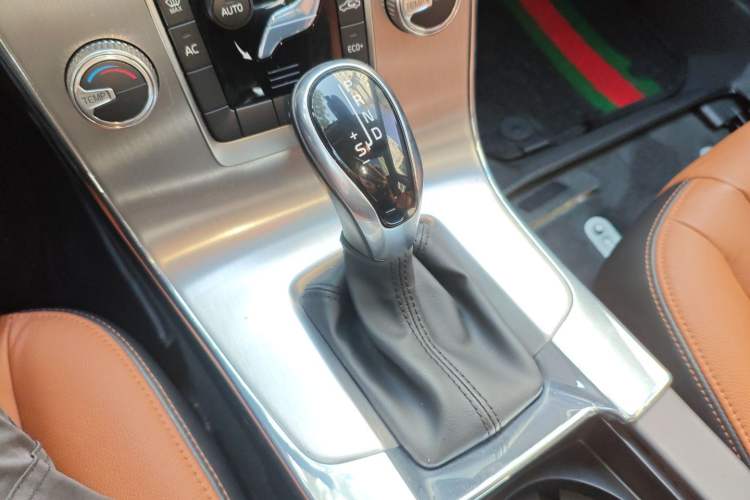 Used Volvo S60 2019 S60L Facelift T5 Intelligent Advanced Edition