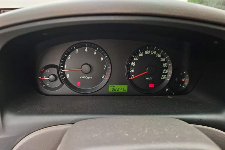 Used Hyundai Elantra 2011 1.6L Manual Comfort Version
