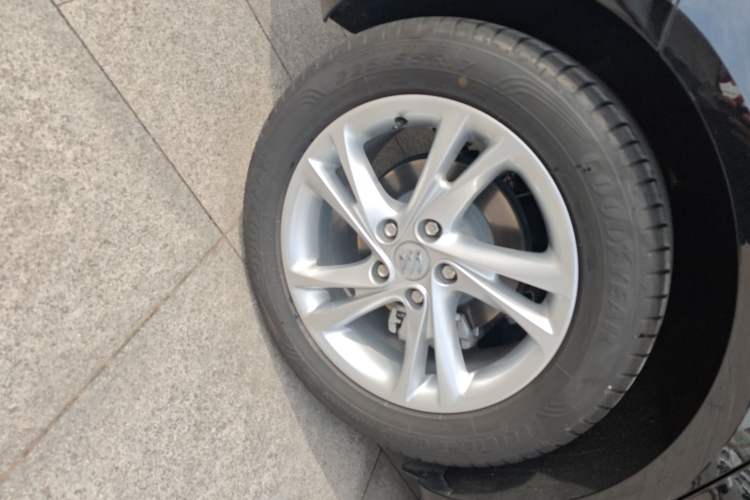 Used Buick Regal 2024 25T Deluxe Edition