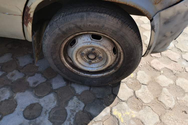 Used FAW Jiabao V52 2011 1.0L Practical Version LJ465QE1