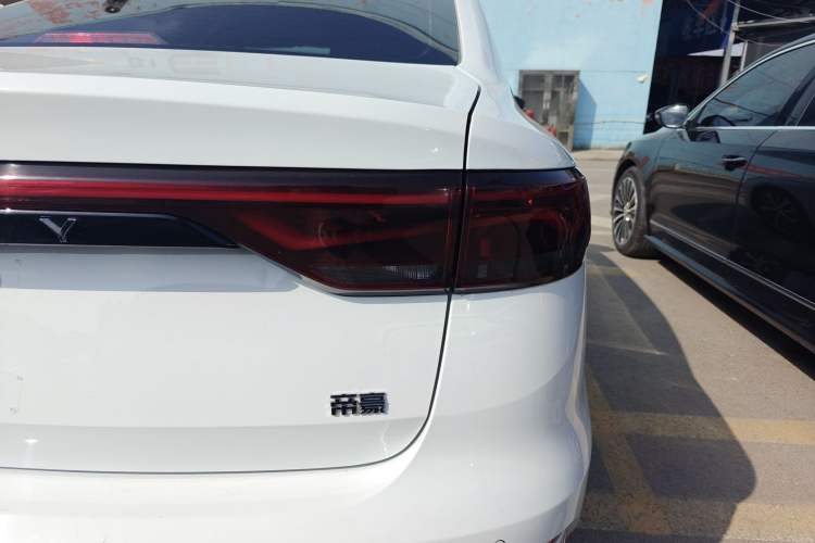 Used Geely Auto Emgrand 2023 4th Generation Champion Edition 1.5L CVT Prestige Model