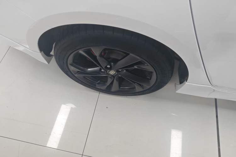 Used Buick Verano 2020 GS 20T CVT Luxury Model Right Rear Wheel Hub