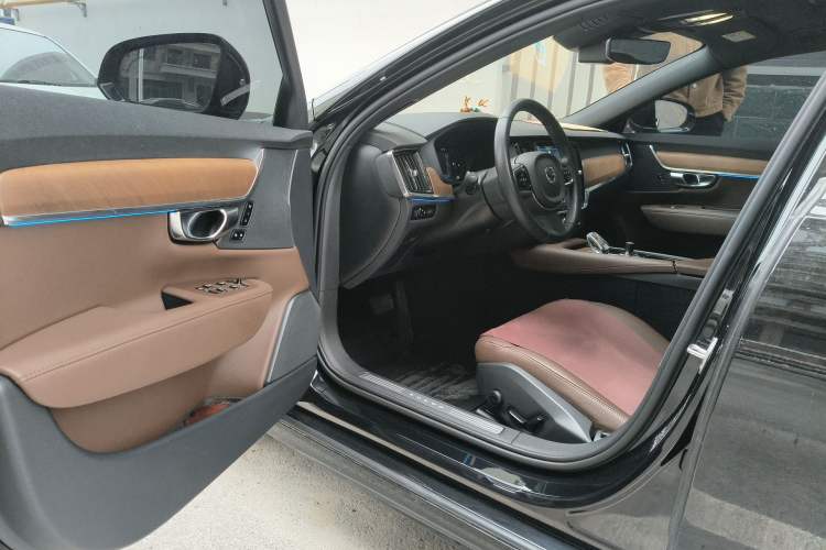 Used Volvo S90 2022 B5 Zhiyi Luxury Edition Driver Seat