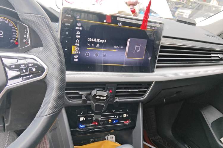 Used Volkswagen Tiguan L 2022 330TSI Automatic Two-Wheel Drive R-Line Enhanced Edition