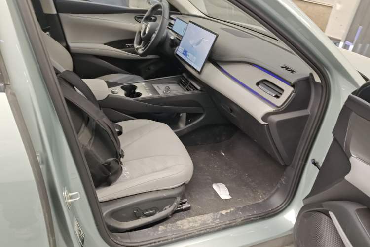 Used BYD Seal 06 DM-i Touring 2025 DM-i Touring High-End Model Right Front Seat