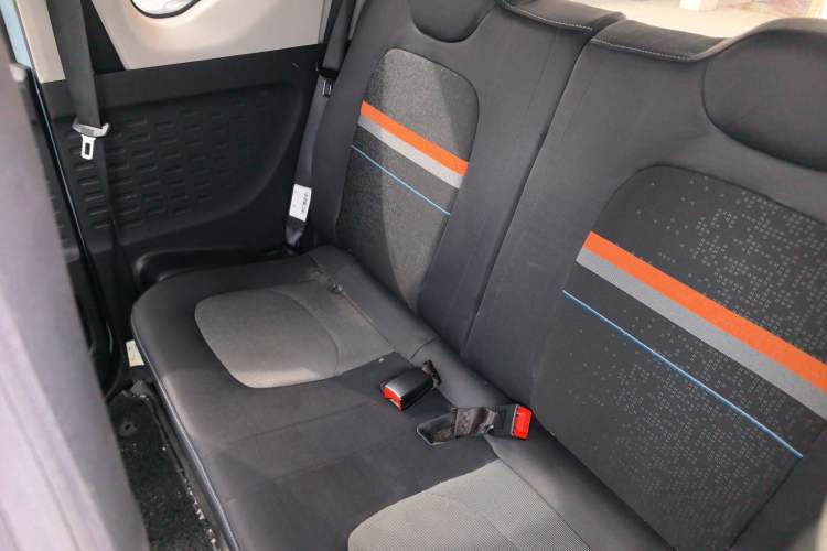Used Wuling Hongguang MINIEV 2021 Macaron Premium Model – Lithium-NMC Left Rear Seat