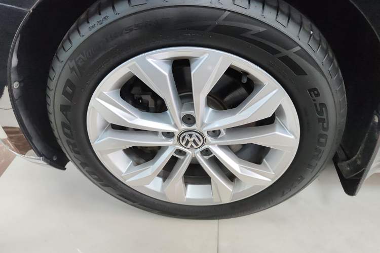 Used Volkswagen Magotan 2018 330TSI DSG Luxury Model