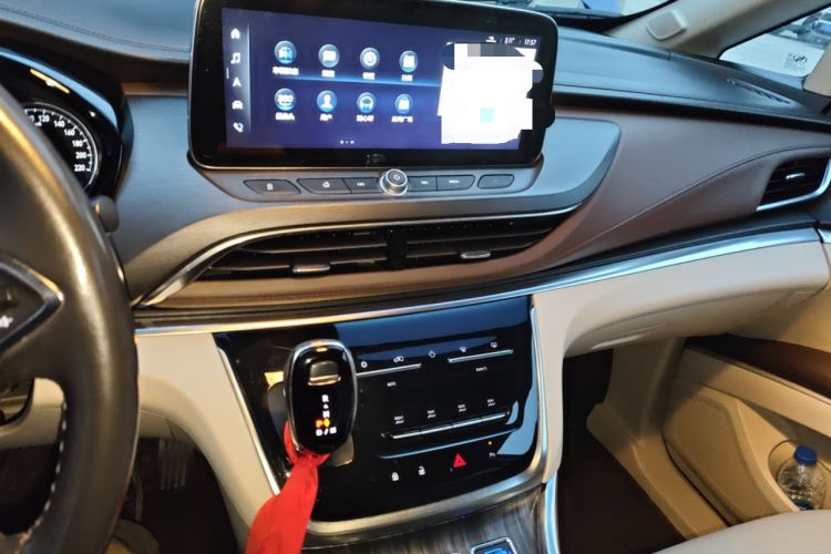 Used Buick GL8 2023 Land Executive Class 652T Luxury Model
