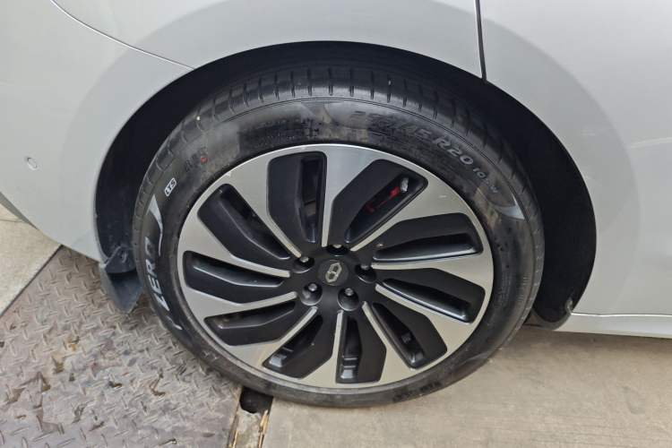 Used Hima AITO M5 2022 Extended-Range Four-Wheel Drive Performance Version