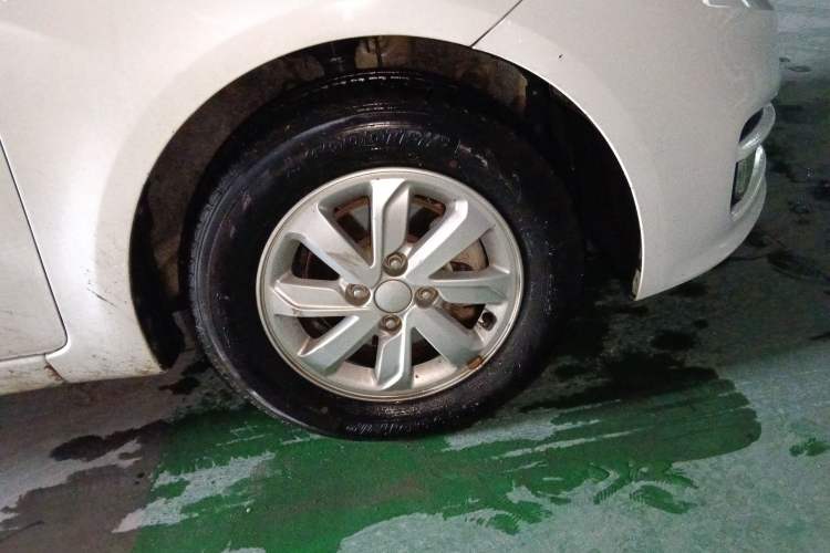 Used Kia K2 2015 Sedan 1.4L MT GLS
