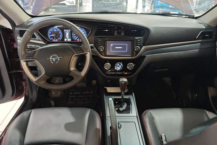 Used Haima M6 2015 1.5T CVT Luxury Model