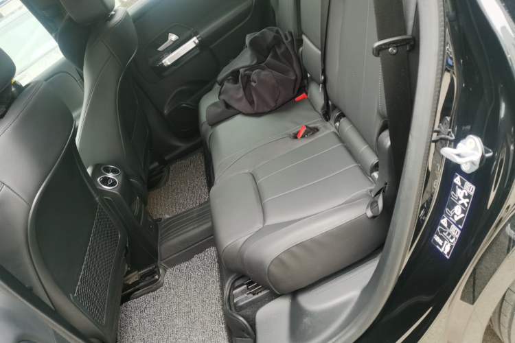 Used Mercedes-Benz GLB 2023 GLB 220 Fashion Model