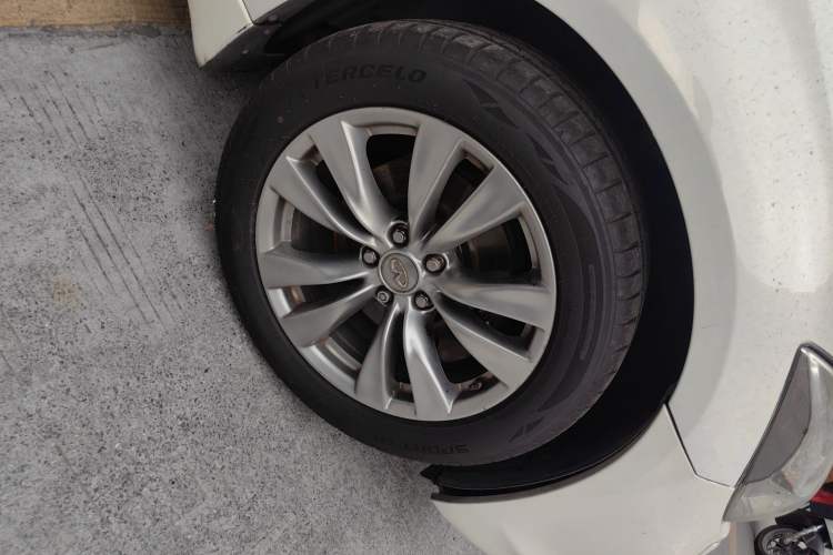 Used Infiniti Q70 2013 Q70L 2.5L Comfort Edition