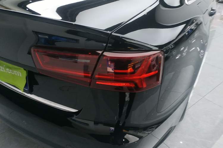 Used Audi A6L 2018 35 TFSI Collector's Edition Right Rear Taillight