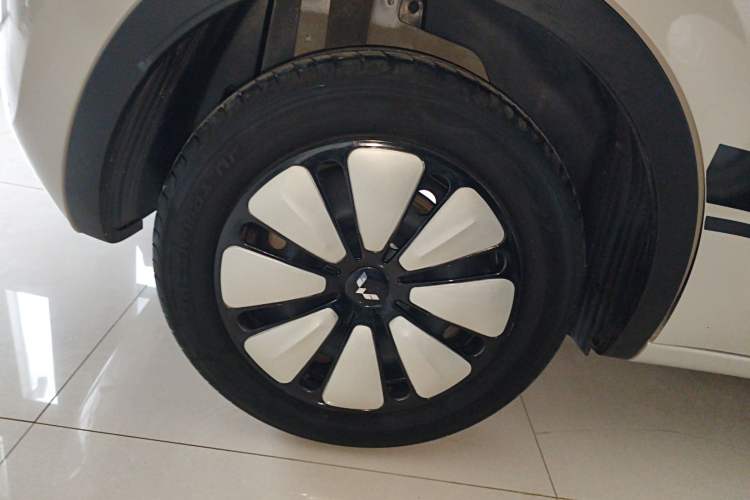 Used Wuling Bingo 2023 333 km Lingxi Connected+ Version