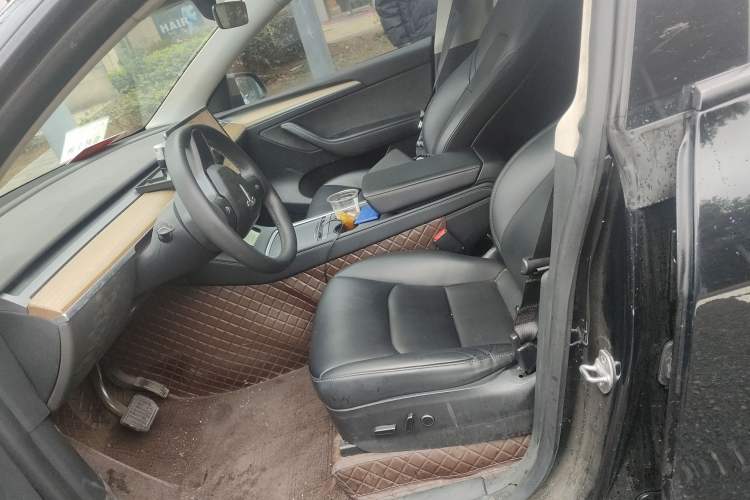 Used Tesla Model Y 2022 Rear-Wheel-Drive Version