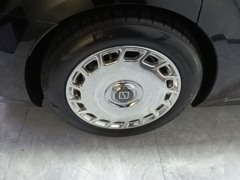Zeekr 009 2024 Six-Seat Executive Version 4WD 108 kWh — снимка 11