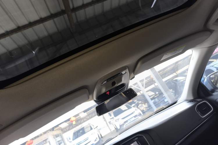 Used Volvo V40 2018 T3 Zhiyi Edition