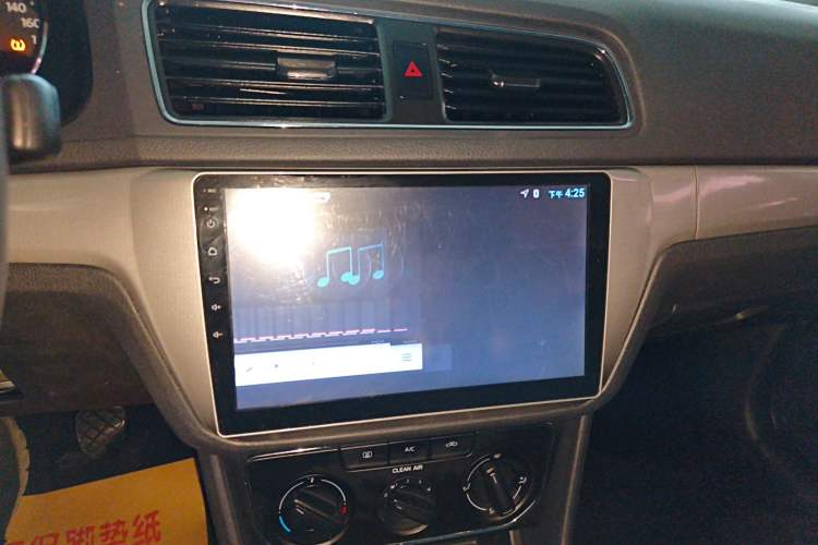 Used Volkswagen Lavida 2017 1.6L Manual Comfort Edition