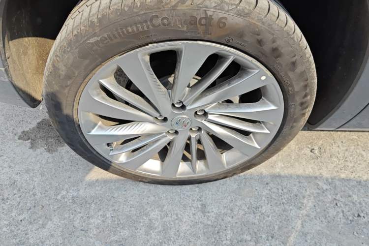 Used Buick Envision 2024 Encore Plus AWD Avenir
