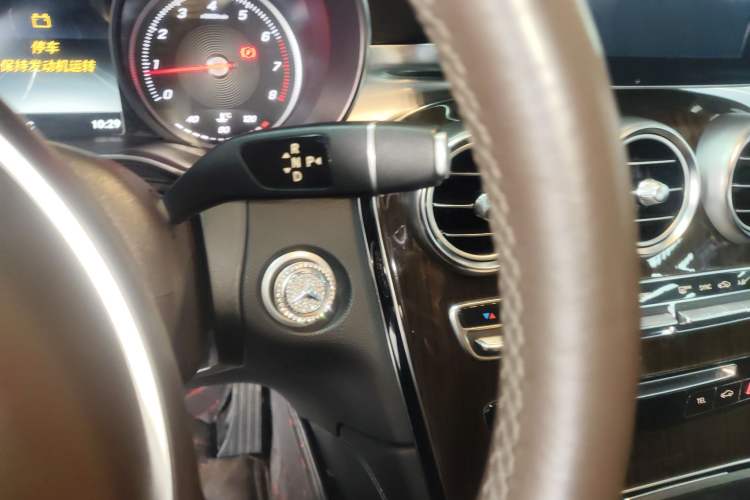 Used Mercedes-Benz GLC 2019 Facelift GLC 260 L 4MATIC Luxury Model