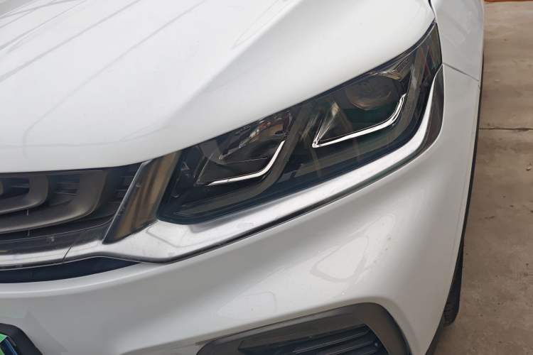 Used Geely Auto Coolray 2019 260T DCT Knight China V Standard
