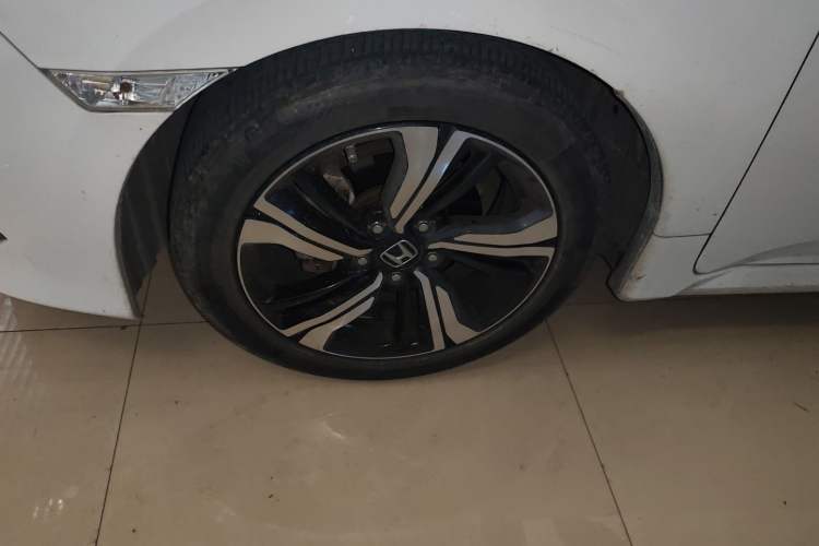 Used Honda Civic 2016 220TURBO CVT Prestige Edition Left Front Wheel Hub