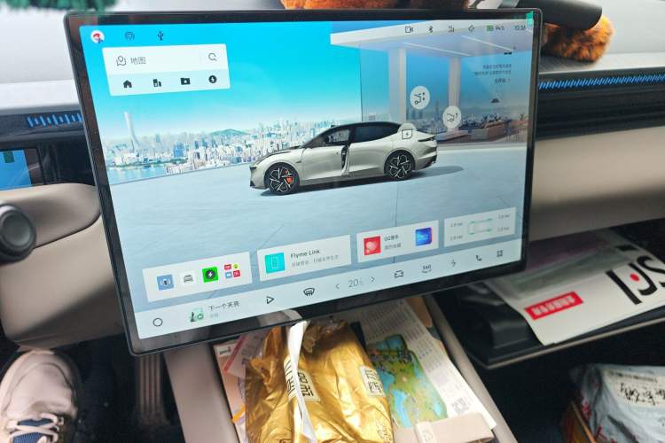 Used Lynk & Co Z10 2025 95 kWh 702 km All-Wheel-Drive Halo