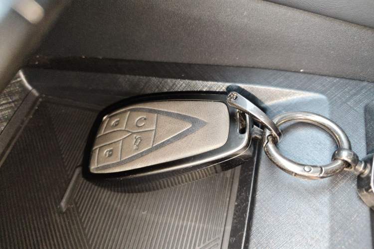 Used CHANGAN UNI-V 2023 1.5T Prestige Model Vehicle Key