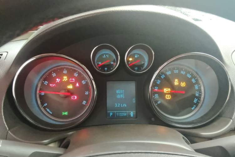 Used Buick Regal 2010 2.0L Expo Edition Instrument Cluster