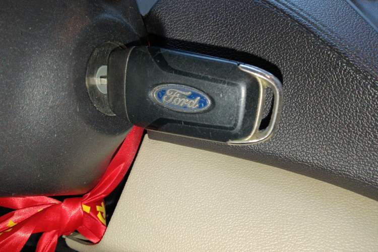 Used Ford Escort 2015 1.5L Automatic Fashion Model Interior 1