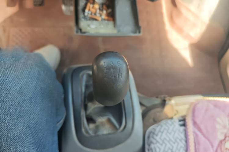 Used Wuling Zhiguang 2010 1.0L Liye Edition Gear Lever