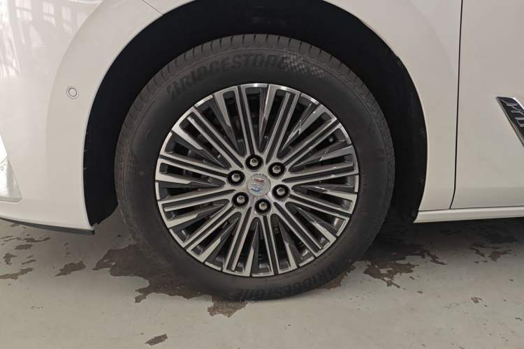 Used Buick GL8 New Energy 2024 Lu Zun Luxury Edition 6-Seater
